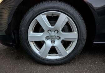 Подержанный автомобиль Audi A6 Sedan 2014 года (11 фото)