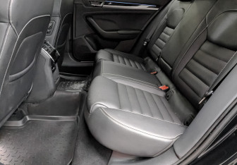 Подержанный автомобиль Skoda Superb Liftback 2025 года (17 фото)