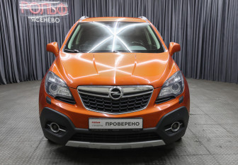 Подержанный автомобиль Opel Mokka 2013 года (2 фото)