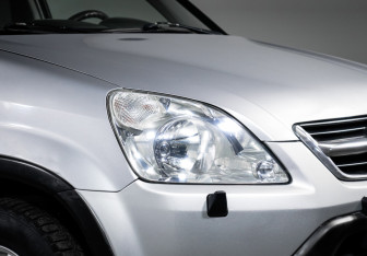 Подержанный автомобиль Honda CR-V 2004 года (16 фото)