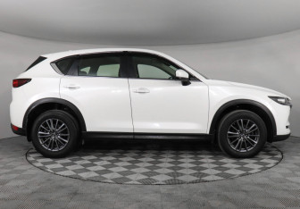 Подержанный автомобиль Mazda CX-5 2019 года (4 фото)