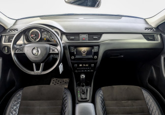 Подержанный автомобиль Skoda Rapid Liftback 2019 года (14 фото)
