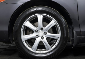 Подержанный автомобиль Toyota Camry Sedan 2007 года (18 фото)