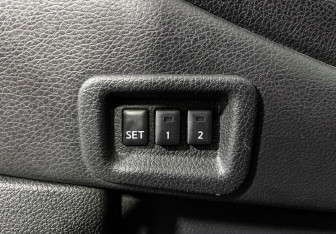 Подержанный автомобиль Nissan Murano Suv 2012 года (15 фото)