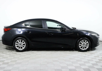 Подержанный автомобиль Mazda 3 Sedan 2017 года (4 фото)