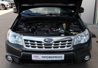 Подержанный автомобиль Subaru Forester Suv 2011 года (9 фото)