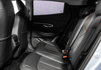 Подержанный автомобиль Changan UNI-T 2023 года (12 фото)