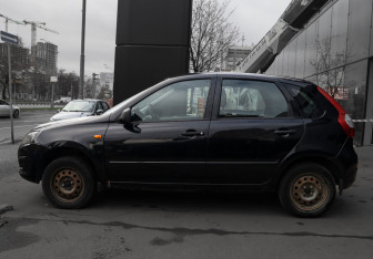 Подержанный автомобиль LADA (ВАЗ) Kalina Hatchback 2013 года (8 фото)