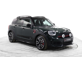 Подержанный автомобиль MINI Countryman 2022 года (3 фото)