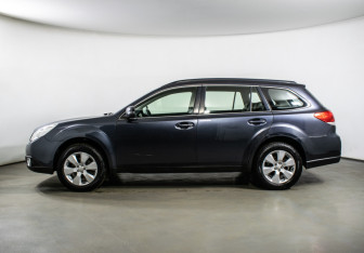 Подержанный автомобиль Subaru Outback Wagon 2011 года (8 фото)
