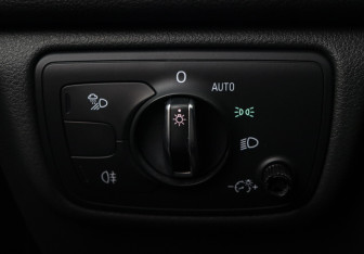 Подержанный автомобиль Audi A6 Sedan 2016 года (22 фото)