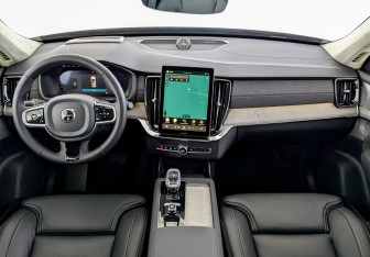 Новый Volvo XC90 2025 (10 фото)