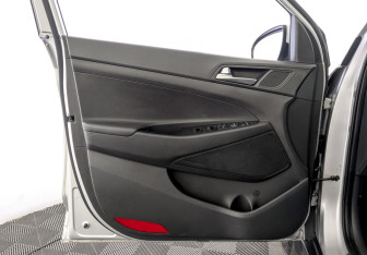 Подержанный автомобиль Hyundai Tucson 2016 года (19 фото)