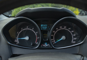 Подержанный автомобиль Ford Fiesta Sedan 2018 года (11 фото)