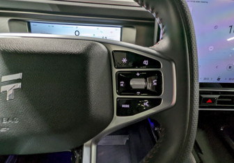 Подержанный автомобиль Jetour T2 2024 года (28 фото)