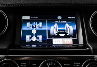 Подержанный автомобиль Land Rover Discovery 2013 года (16 фото)