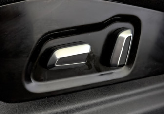 Подержанный автомобиль Omoda C5 2023 года (25 фото)