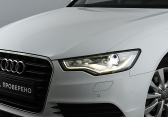 Подержанный автомобиль Audi A6 Sedan 2012 года (23 фото)