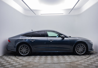 Подержанный автомобиль Audi A7 2019 года (6 фото)
