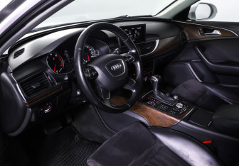Подержанный автомобиль Audi A6 Sedan 2014 года (15 фото)