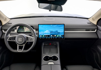 Новый Evolute i-SPACE 2025 (10 фото)