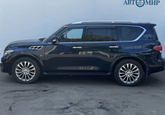 Подержанный автомобиль Infiniti QX80 2016 года (5 фото)