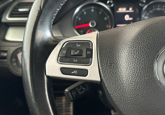 Подержанный автомобиль Volkswagen Passat CC 2012 года (15 фото)
