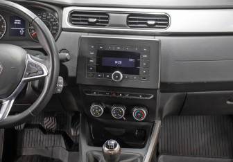 Подержанный автомобиль Renault Arkana 2021 года (15 фото)