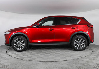 Подержанный автомобиль Mazda CX-5 2022 года (8 фото)