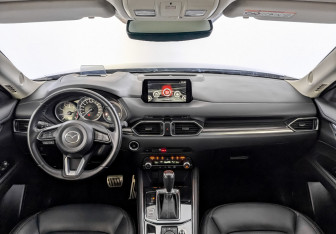 Подержанный автомобиль Mazda CX-5 2020 года (14 фото)