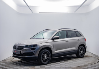 Подержанный автомобиль Skoda Karoq 2021 года (1 фото)