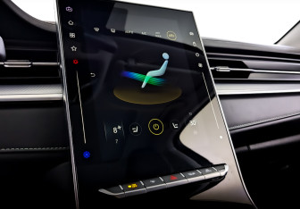 Подержанный автомобиль Москвич 6 2023 года (26 фото)