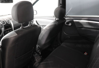 Подержанный автомобиль LADA (ВАЗ) Largus Wagon 2018 года (8 фото)