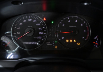 Подержанный автомобиль Toyota Land Cruiser Prado 2007 года (11 фото)