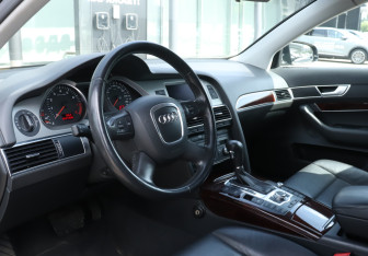 Подержанный автомобиль Audi A6 Sedan 2007 года (13 фото)