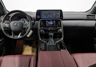 Новый Lexus LX 2024 (10 фото)