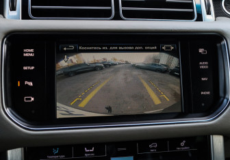 Подержанный автомобиль Land Rover Range Rover 2013 года (18 фото)