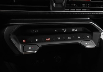 Подержанный автомобиль Kaiyi E5 2023 года (16 фото)