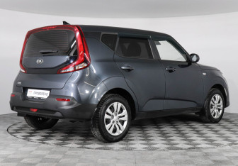 Подержанный автомобиль Kia Soul 2019 года (5 фото)