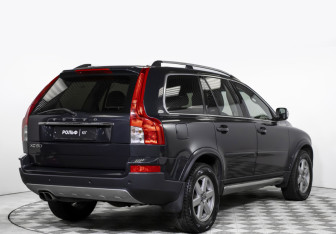 Подержанный автомобиль Volvo XC90 2011 года (5 фото)