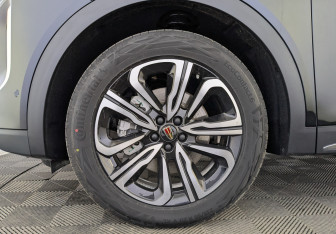 Новый Hongqi HS7 2025 (7 фото)