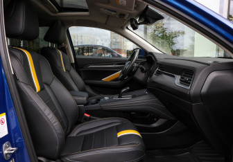 Подержанный автомобиль Haval F7x 2021 года (10 фото)
