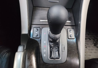 Подержанный автомобиль Honda Accord Sedan 2008 года (16 фото)