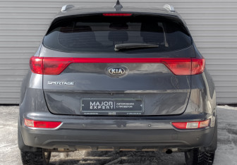 Подержанный автомобиль Kia Sportage 2017 года (6 фото)