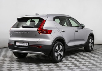 Новый Volvo XC40 2024 (5 фото)