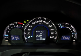 Подержанный автомобиль Toyota Camry Sedan 2014 года (19 фото)