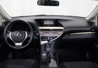 Подержанный автомобиль Lexus RX 2012 года (14 фото)
