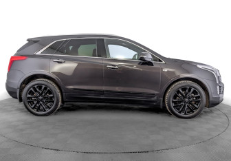 Подержанный автомобиль Cadillac XT5 2017 года (4 фото)