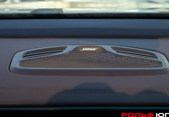 Подержанный автомобиль Geely Monjaro 2023 года (27 фото)