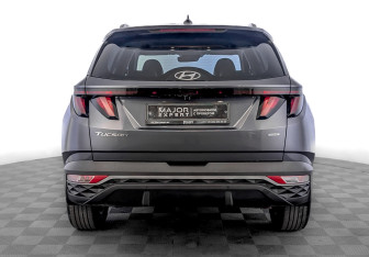 Подержанный автомобиль Hyundai Tucson 2024 года (6 фото)
